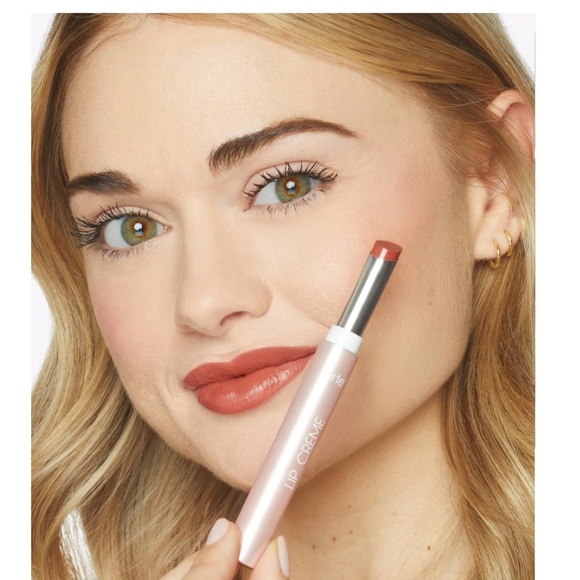 New Tarte Maracuja juicy lip crème SOLD OUT COLOR Peachy Pink - Picture 5 of 8